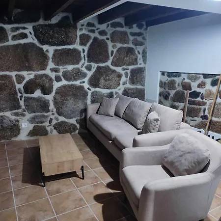 Casa Do Rio Alva